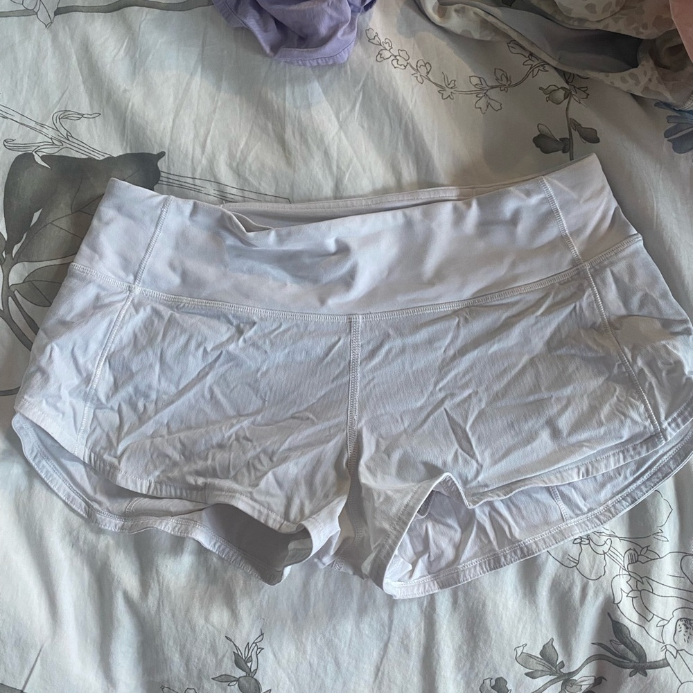 Speed up shorts low rise lululemon sz 4 Athletic Shorts